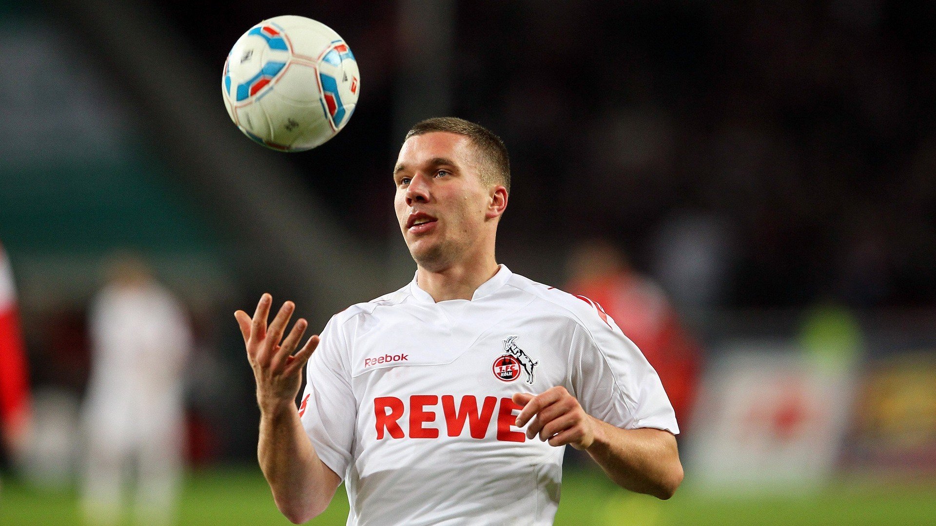 “安赫尔·巴尔博萨的突破与配合意识，成为阿根廷美洲狮队的进攻亮点”